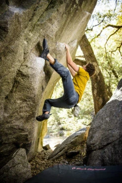 Black Diamond Momentum Rock Climbing Shoes 11 Black Diamond Momentum Rock Climbing Shoes -Sports Equipment 1a0753f4 1c7a 4614 8b4b 5d17bc0558dfadam c 20170313 3259