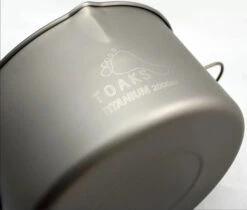 Titanium Pot + Bail Handle Ultralight Cookware -Sports Equipment 27141526 def2 4ad4 9633 c327c04c6012toaks pot 200 bh 5