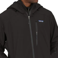 Patagonia Powder Town Waterproof Snowboard/Ski Jacket -Sports Equipment 31625 BLK TLPKT2
