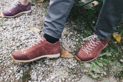 Dolomite 54 Low Hiking/Walking Shoes -Sports Equipment 572f56b7 d4d2 4e0b 9f53 2fb09dca0ca1Closeup 247950 2 1437582 jpg original 1