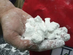 Bam Bam 5oz Rock Climbing Gym Chalk -Sports Equipment 66bf10aa 5b2d 43a2 bfae 1322c4fa5ad5bam20hand