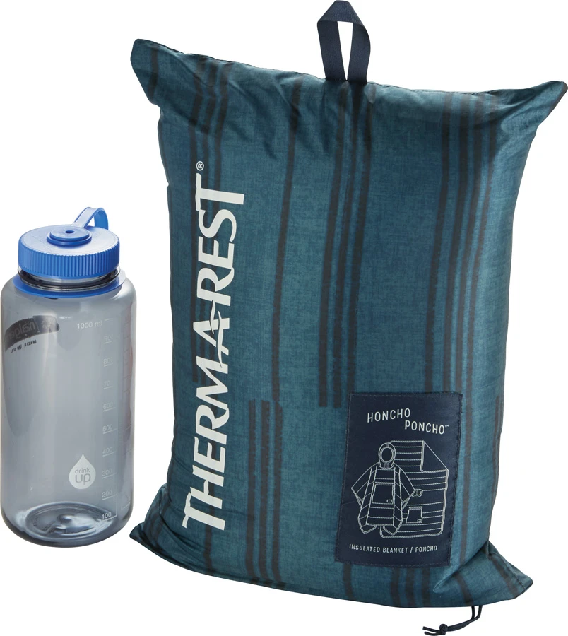 Thermarest Honcho Poncho Hooded Thermal Camping Blanket 8 Thermarest Honcho Poncho Hooded Thermal Camping Blanket - Image 8