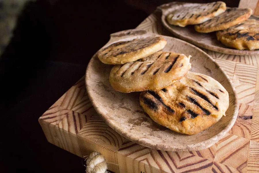 Kupilka Plate 14 Eco-Friendly Camping Tableware 5 Kupilka Plate 14 Eco-Friendly Camping Tableware - Image 5