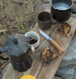 Opinel No.6 Walnut Classic Original Folding Pocket Knife -Sports Equipment 98c292b8 819d 4199 9198 d61f09329801 oofg06640