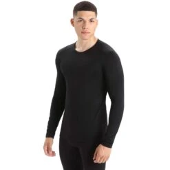 Icebreaker 200 Oasis Long Sleeve Merino Wool Crew Top 11 Icebreaker 200 Oasis Long Sleeve Merino Wool Crew Top -Sports Equipment FW22 Men 200 Oasis LS Crewe 104365001 1copy