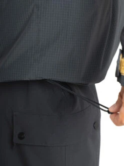 Armada Salisbury 2L Ski/Snowboard Anorak -Sports Equipment R00530040 1cd5bd0fbc51e133963f2953c9ea7e74