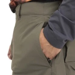 Armada Team Issue 2L Snowboard/Ski Pants -Sports Equipment R00581020 D4 MODCU Team Olive.JPG.high rescopy