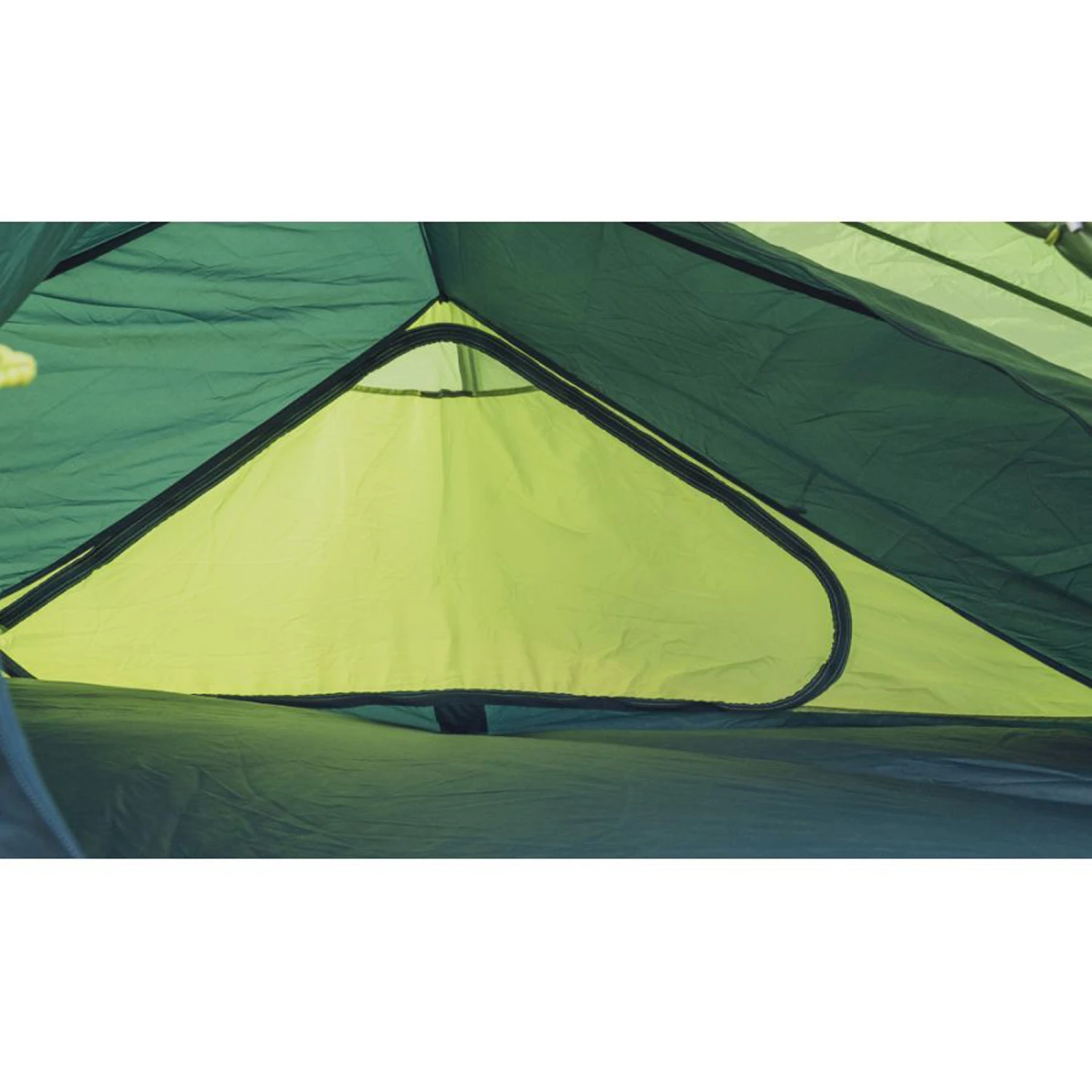 Vango Apex Compact 100 Compact Hiking Tent 2 Vango Apex Compact 100 Compact Hiking Tent - Image 2