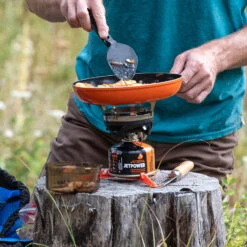 Jetboil Summit Skillet Compact Camping Frying Pan -Sports Equipment bcc8b2a8 c711 4c6b 9ef2 a21c80081b551103610 insitu03