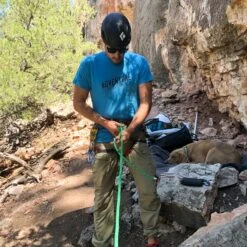 Black Diamond Vision Rock Climbing Helmet 36 Black Diamond Vision Rock Climbing Helmet -Sports Equipment black diamond vision MIPS 008R