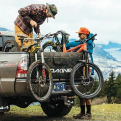 Dakine Pickup Pad Padded Bike Tailgate Protection -Sports Equipment c853fab7 45be 4d15 9b3b bf05e69a8548p178 GulevichSlavenUnloadTruck