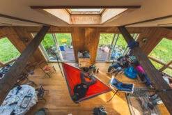 ENO SingleNest Lightweight Hammock 25 ENO SingleNest Lightweight Hammock -Sports Equipment e4ed1419 5088 4155 9c47 e3765c53c273Ryan Lee Eno Hammocks