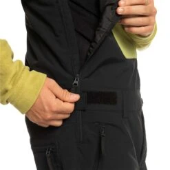 Quiksilver Fly High Ski/Snowboard Bib Pants 8 Quiksilver Fly High Ski/Snowboard Bib Pants -Sports Equipment eqytp03207 quiksilverw kvj0 frt3