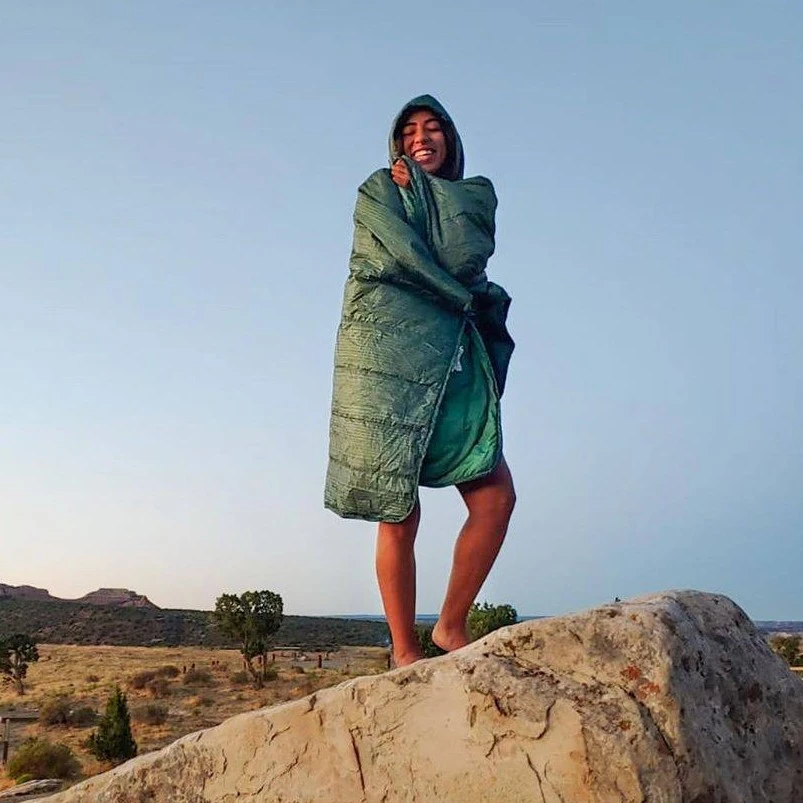 Thermarest Honcho Poncho Hooded Thermal Camping Blanket 17 Thermarest Honcho Poncho Hooded Thermal Camping Blanket - Image 17