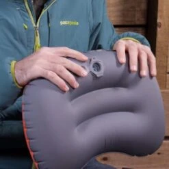 Sea To Summit Aeros Ultralight Travel & Camping Pillow -Sports Equipment po2048 1